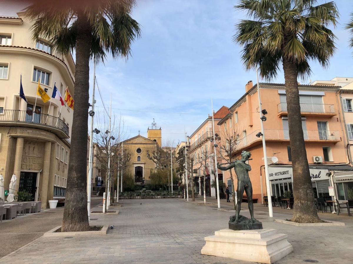 Vue A 180 Degre Bandol